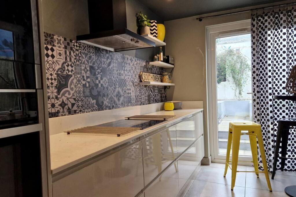 Stylish Townhouse 15 Mins To Laines & Seafront Villa Brighton Luaran gambar