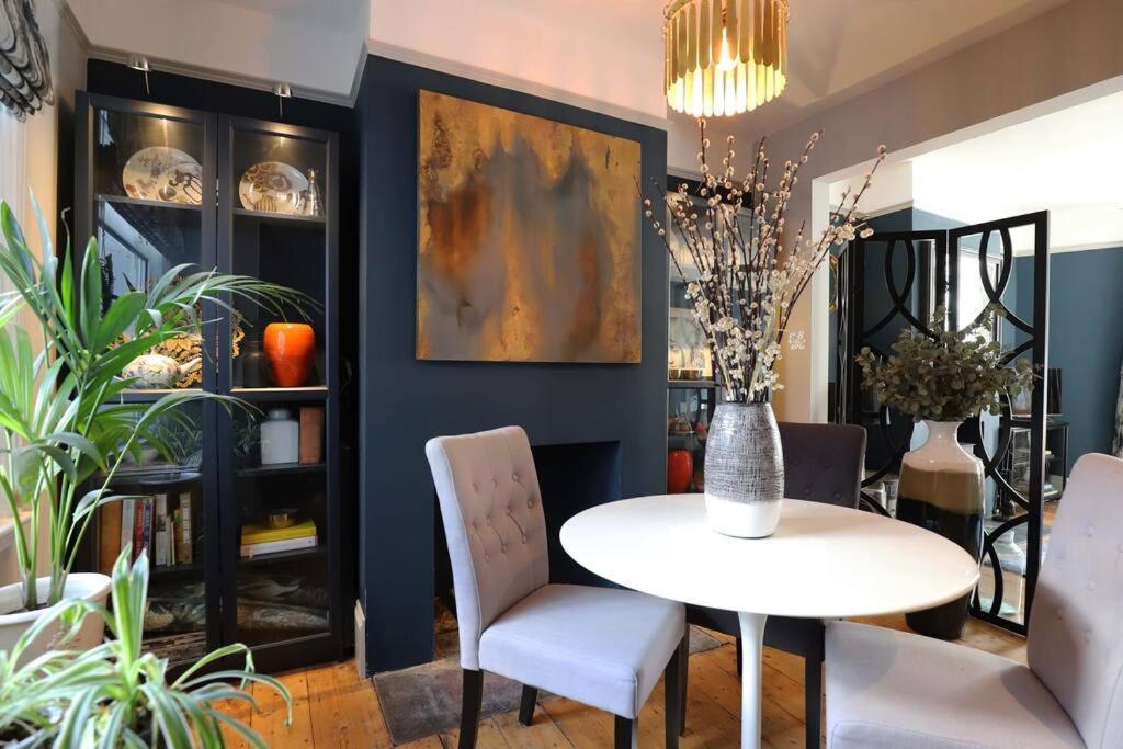 Stylish Townhouse 15 Mins To Laines & Seafront Villa Brighton Luaran gambar