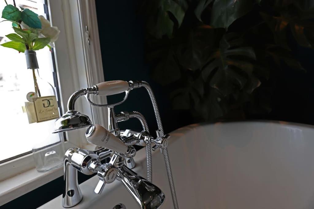 Stylish Townhouse 15 Mins To Laines & Seafront Villa Brighton Luaran gambar